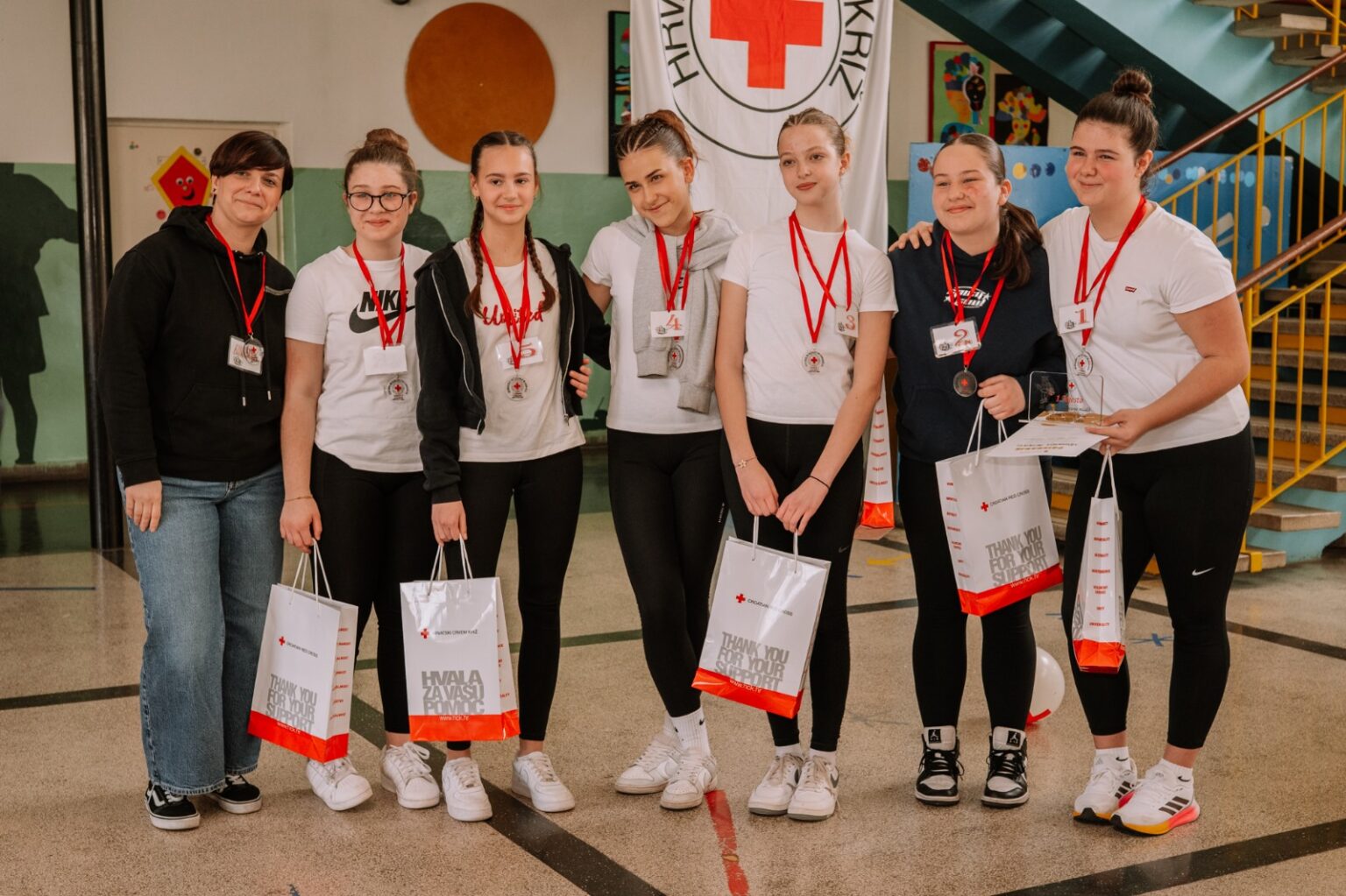 Ekipa OŠ “I.L.Ribar” Labin pobijedila na prvoj razini 26. Natjecanja mladih Hrvatskog Crvenog križa Ekipa OŠ "I.L.Ribar" Labin